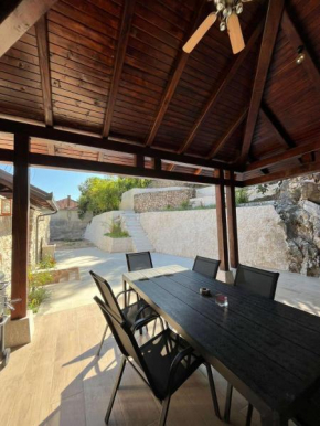 Kamena Idila, Stolac